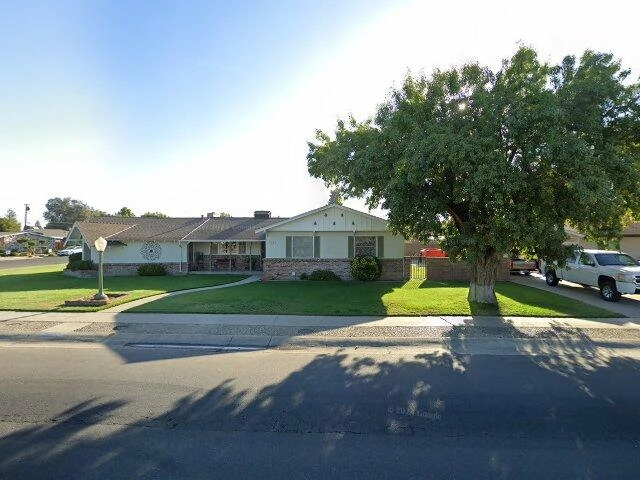 House image located at Tulare, CA 93274