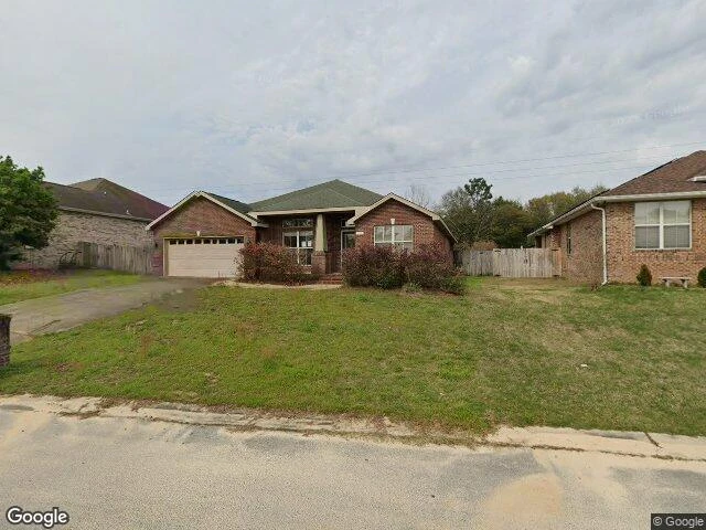 House image located at Crestview, FL 32539