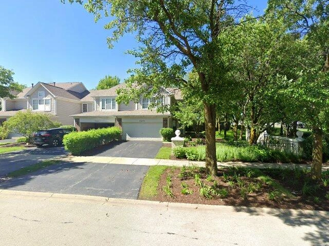 House image located at Naperville, IL 60564