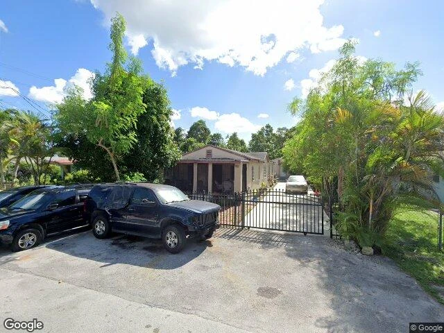 House image located at Miami, FL 33150