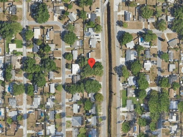 House image located at Saint Petersburg, FL 33702