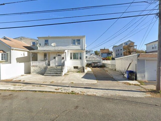 House image located at Paterson, NJ 07502