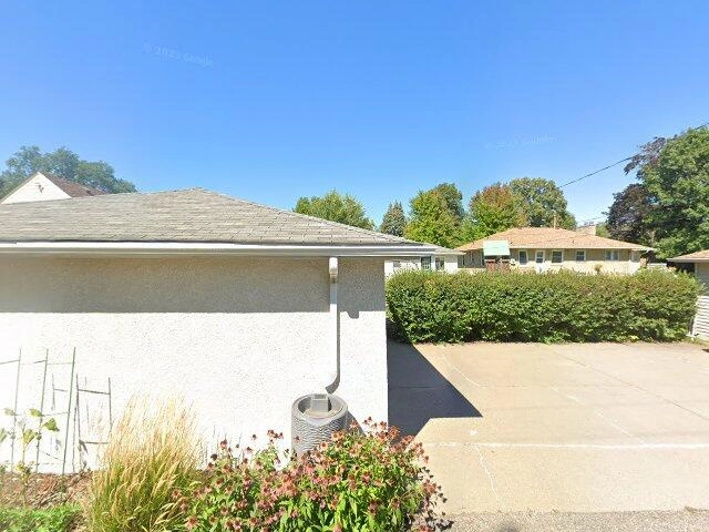 House image located at Minneapolis, MN 55418