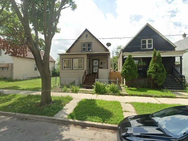 House image located at Chicago, IL 60636