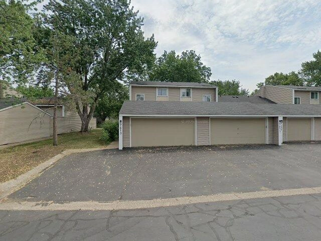 House image located at Saint Paul, MN 55124