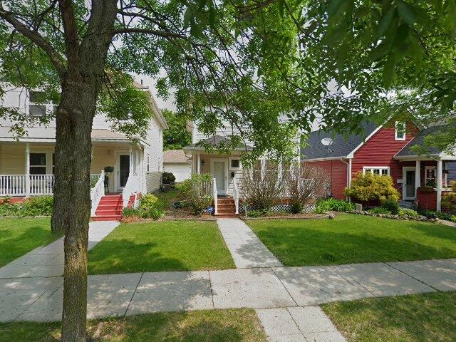 House image located at Saint Paul, MN 55106