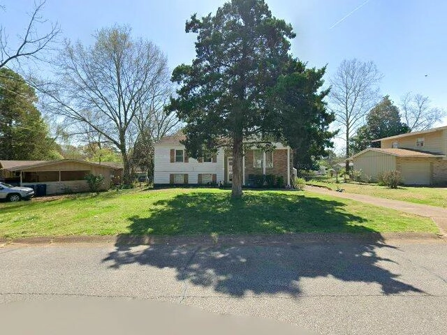 House image located at Huntsville, AL 35811