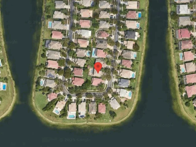 House image located at Hollywood, FL 33027