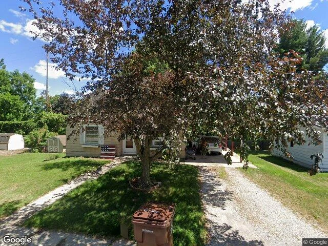 House image located at Saint Louis, MI 48880