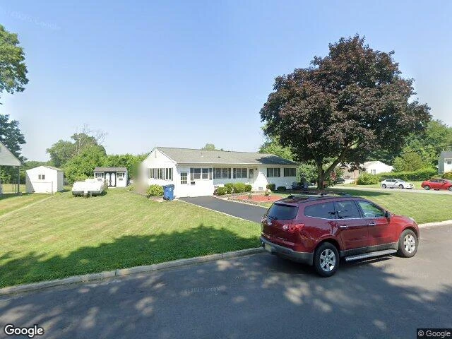 House image located at Parlin, NJ 08859