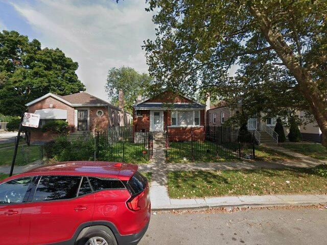 House image located at Chicago, IL 60628
