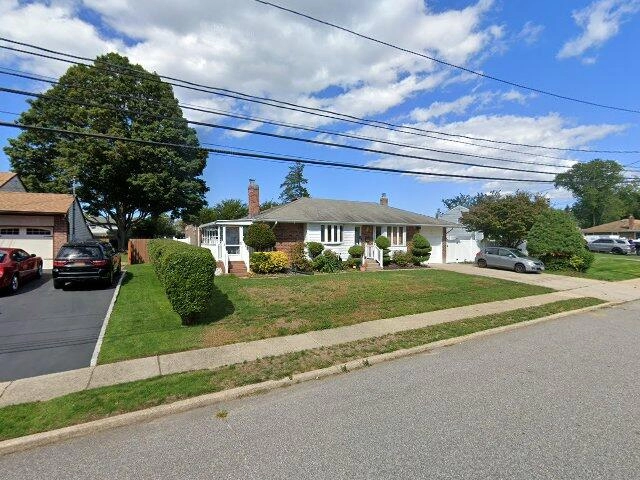 House image located at Deer Park, NY 11729