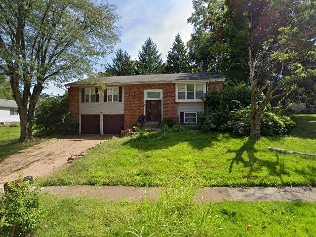 House image located at Saint Louis, MO 63138