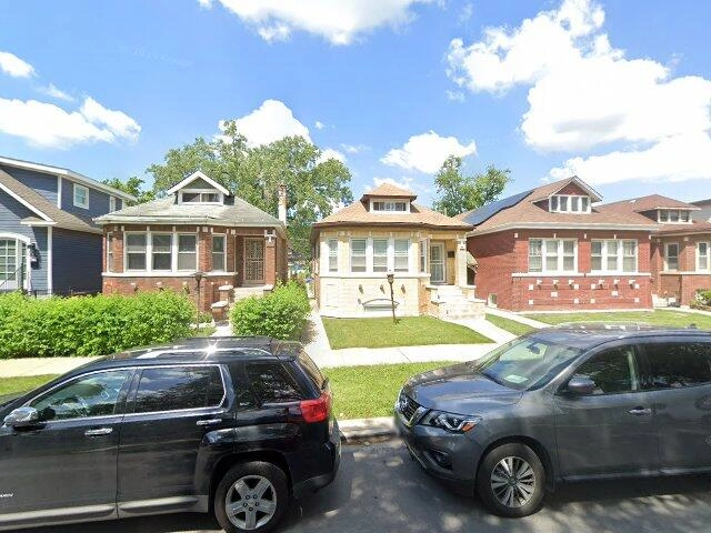 House image located at Chicago, IL 60620