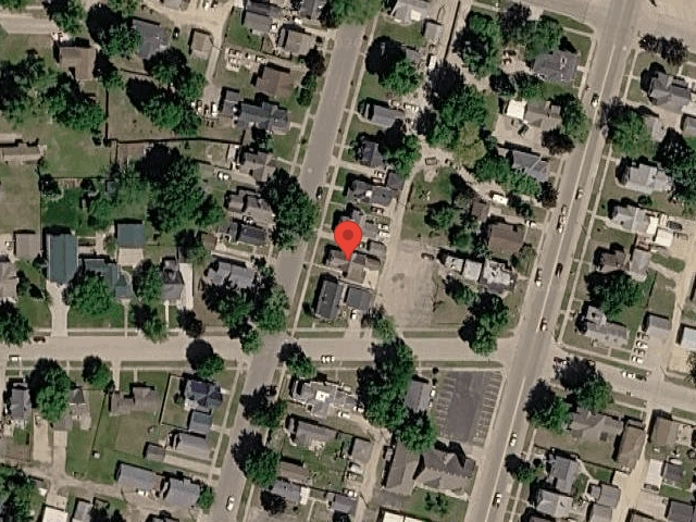 House image located at Clinton, IA 52732