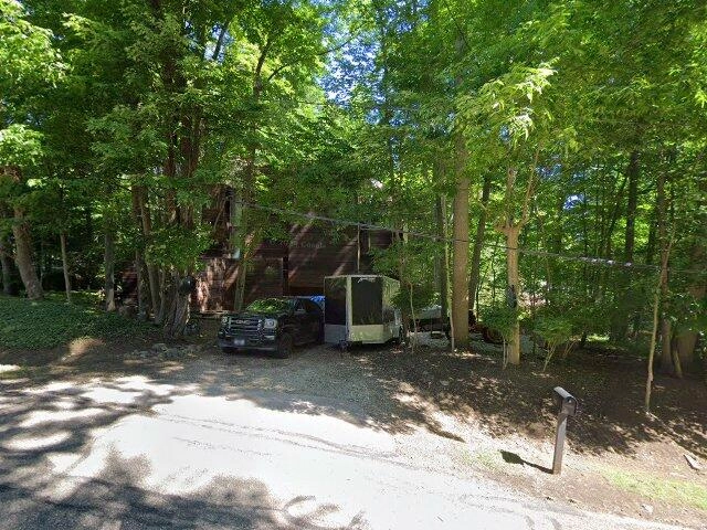 House image located at Akron, OH 44321