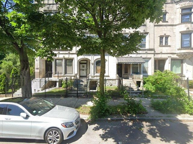 House image located at Chicago, IL 60653