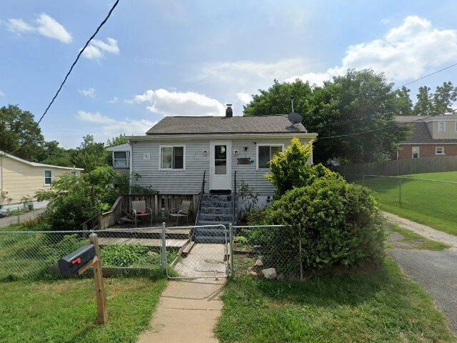 House image located at New Castle, DE 19720