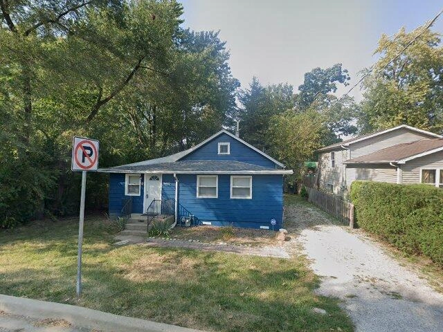 House image located at Round Lake, IL 60073