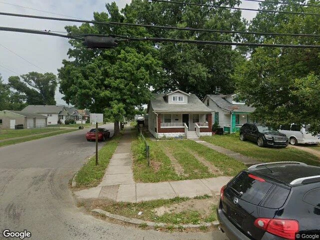 House image located at Louisville, KY 40211