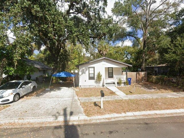 House image located at Tampa, FL 33605