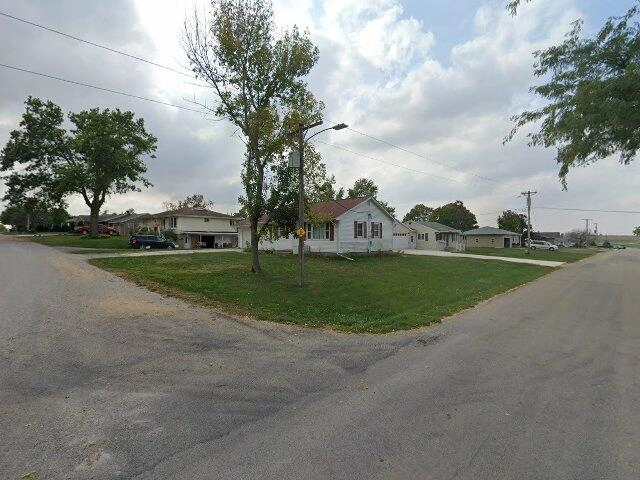 House image located at Newhall, IA 52315