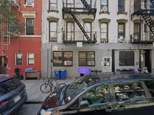 House image located at New York, NY 10002