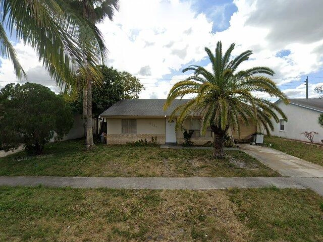 House image located at Lake Worth, FL 33463