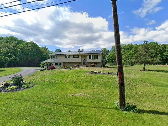 House image located at Macungie, PA 18062