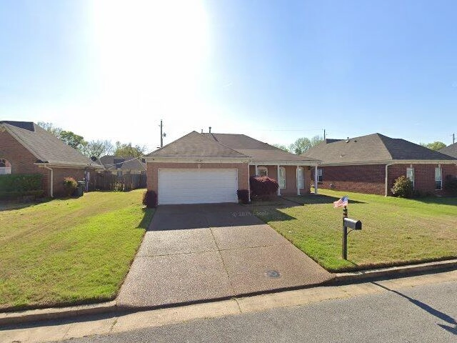 House image located at Memphis, TN 38116