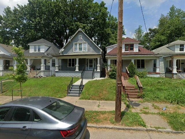 House image located at Louisville, KY 40210