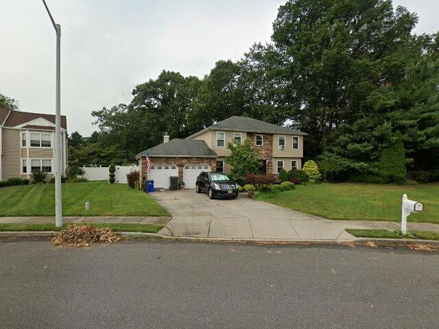 House image located at Washingtonville, NY 10992