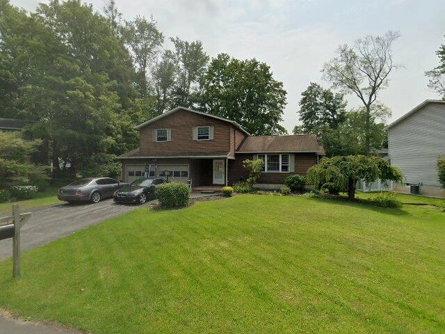 House image located at Minoa, NY 13116
