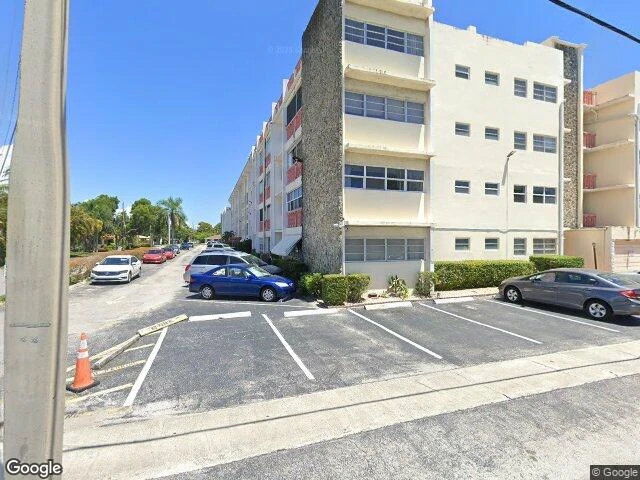 House image located at Hallandale, FL 33009