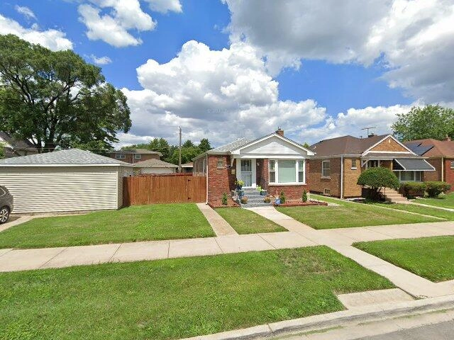 House image located at Chicago, IL 60628