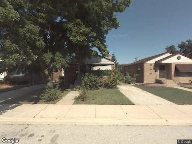 House image located at Dolton, IL 60419