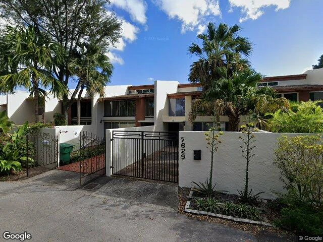 House image located at Miami, FL 33173