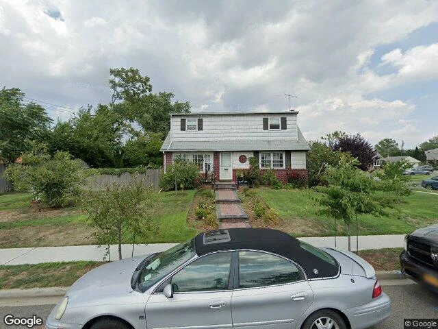 House image located at Franklin Square, NY 11010