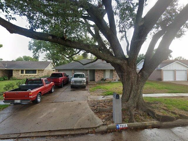 House image located at Houston, TX 77086