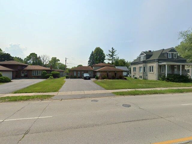 House image located at South Holland, IL 60473