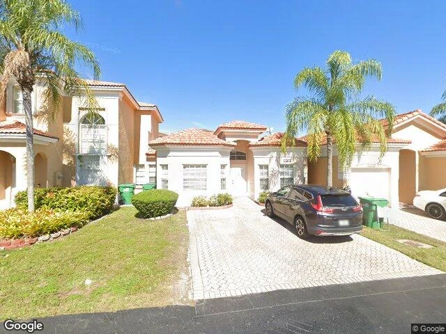 House image located at Miami, FL 33196