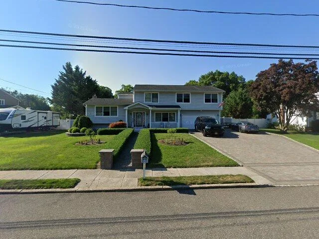 House image located at Bohemia, NY 11716