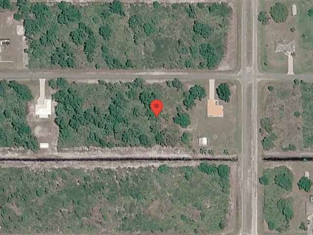 House image located at Gulf Breeze, FL 32561