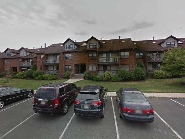 House image located at Woodbridge, NJ 07095