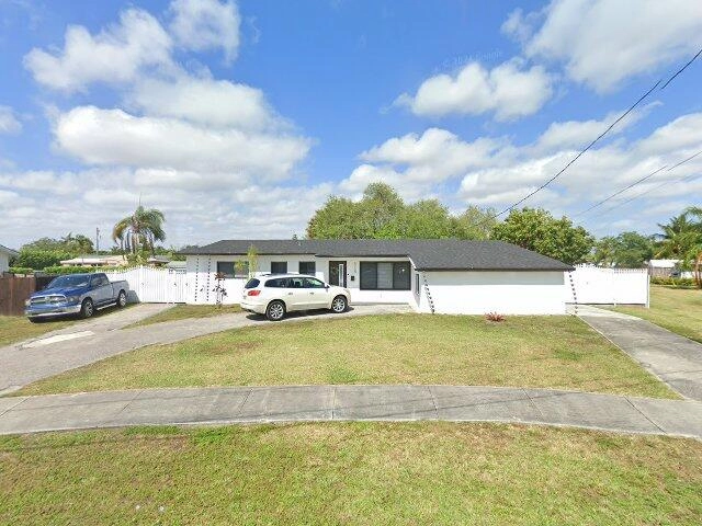 House image located at Miami, FL 33165