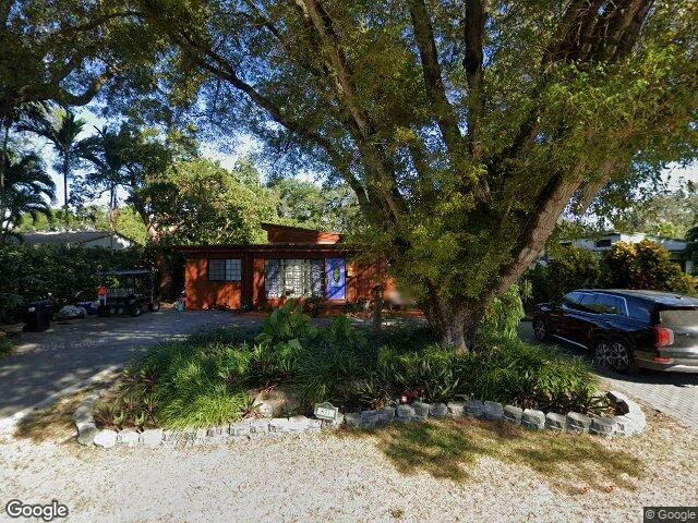 House image located at Miami, FL 33166