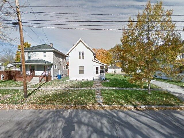 House image located at Owosso, MI 48867