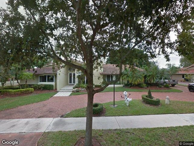 House image located at Hialeah, FL 33014
