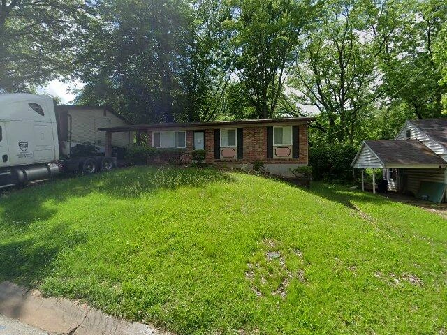 House image located at Saint Louis, MO 63135
