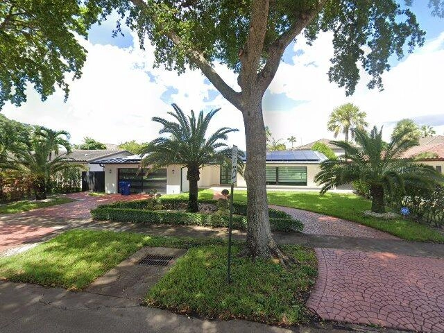 House image located at Hialeah, FL 33014